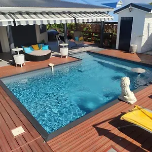 Malaka F1 Confort Avec Piscine Appartement Le Moule